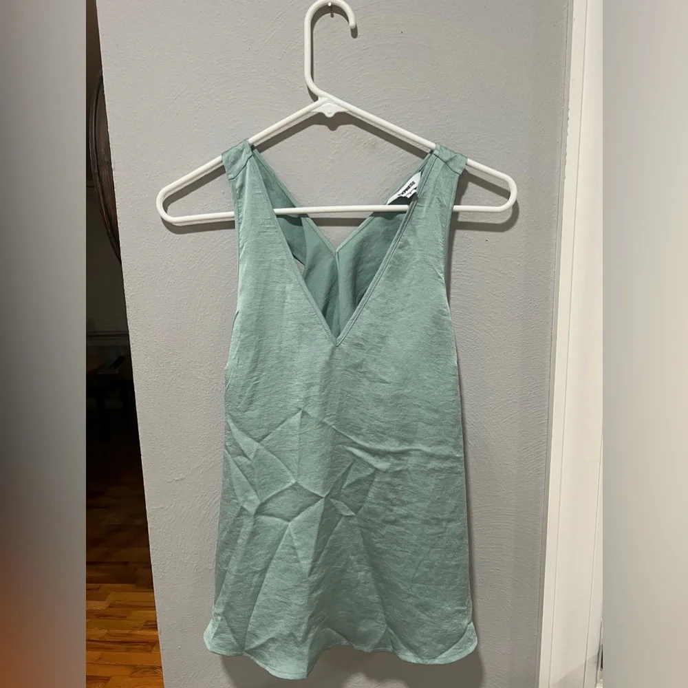 Express Flowy Tank - Picture 5 of 5